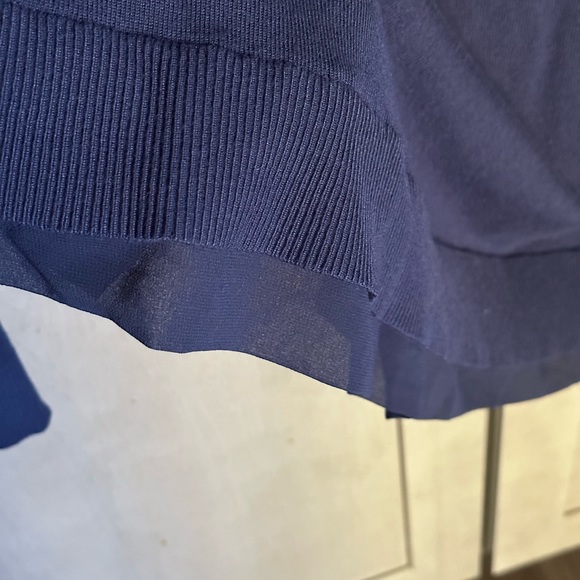 Sweater - Picture 4 of 5